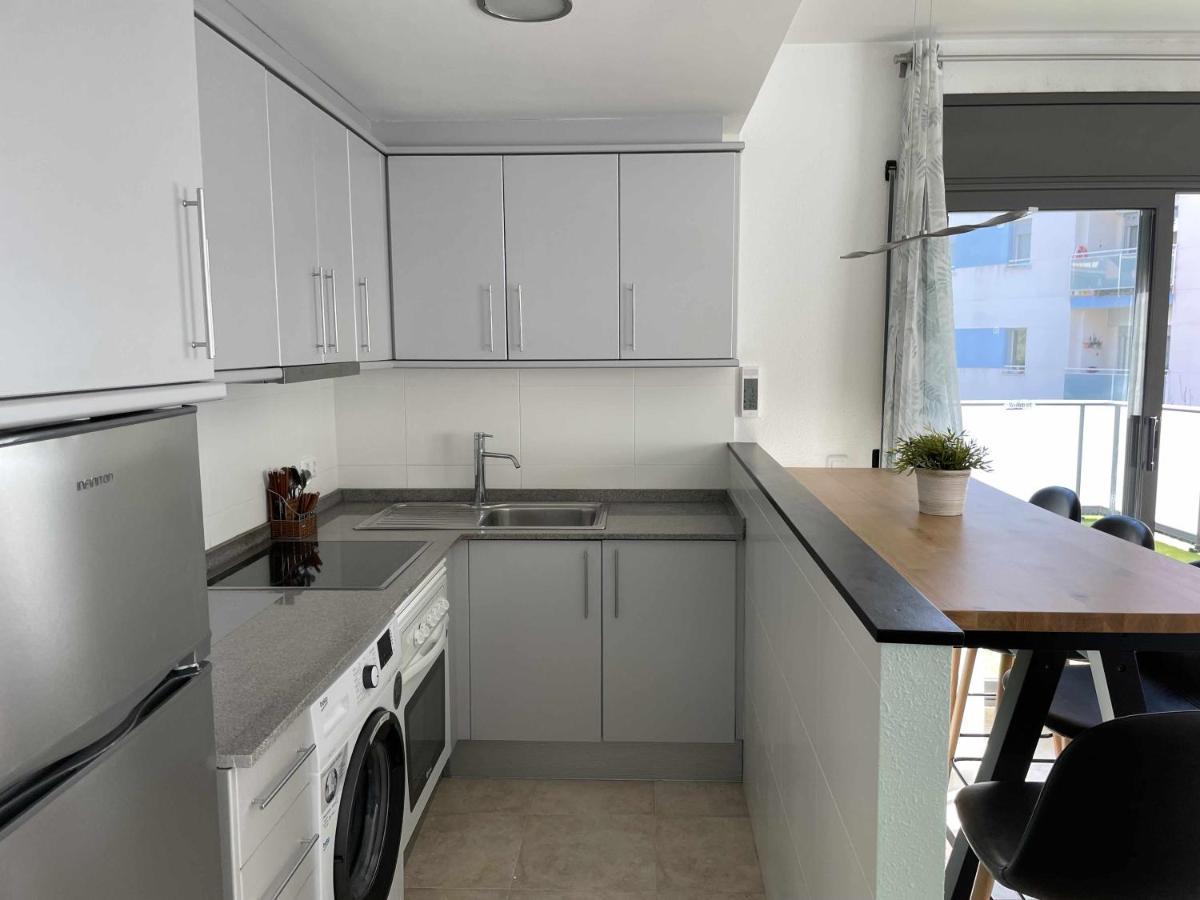 Solàrium con terraza a 5 minutos de la playa recientemente renovado Girona Exterior foto