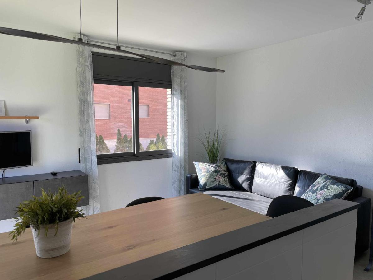Solàrium con terraza a 5 minutos de la playa recientemente renovado Girona Exterior foto
