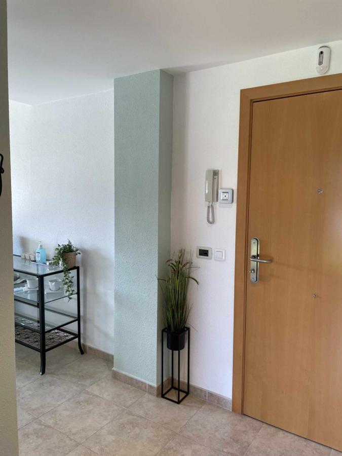 Solàrium con terraza a 5 minutos de la playa recientemente renovado Girona Exterior foto