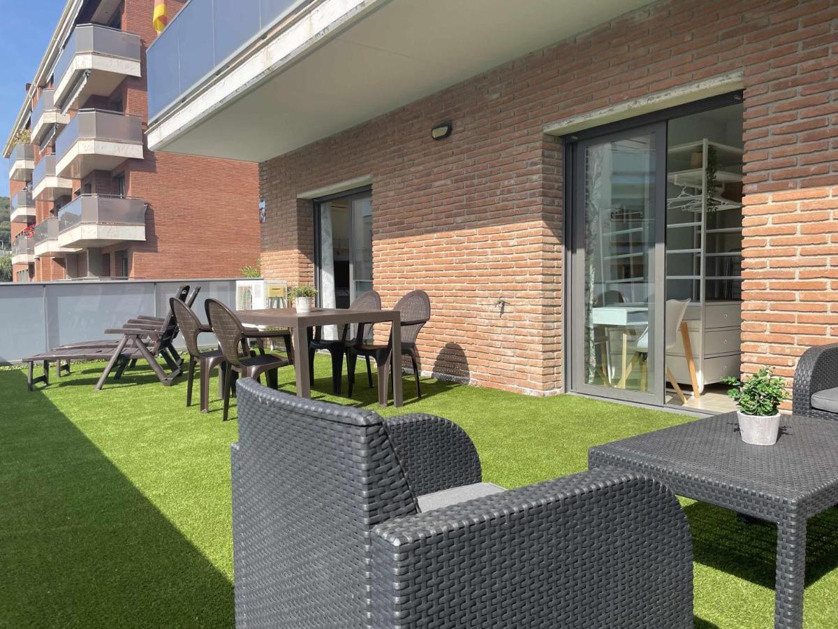 Solàrium con terraza a 5 minutos de la playa recientemente renovado Girona Exterior foto