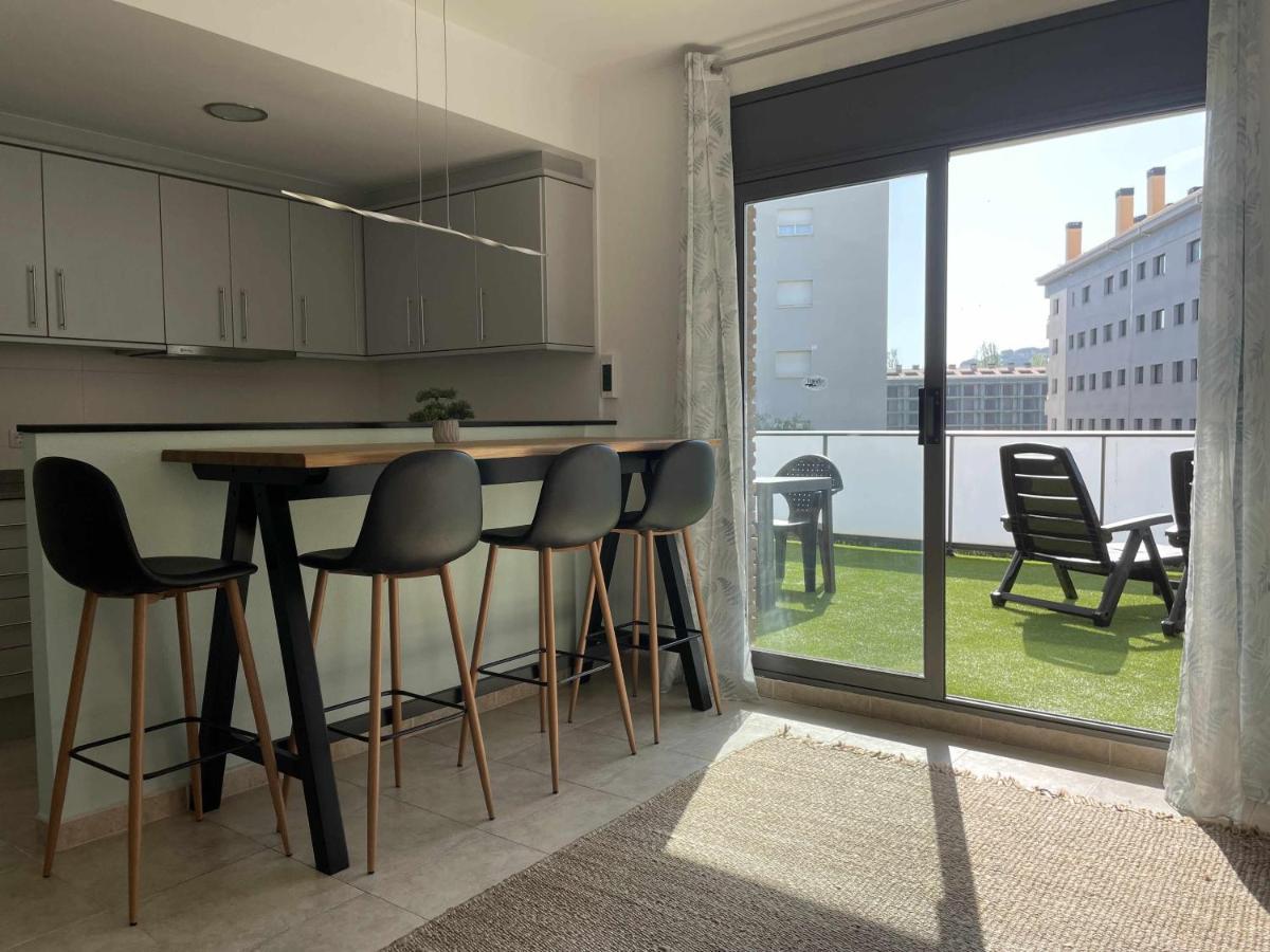 Solàrium con terraza a 5 minutos de la playa recientemente renovado Girona Exterior foto