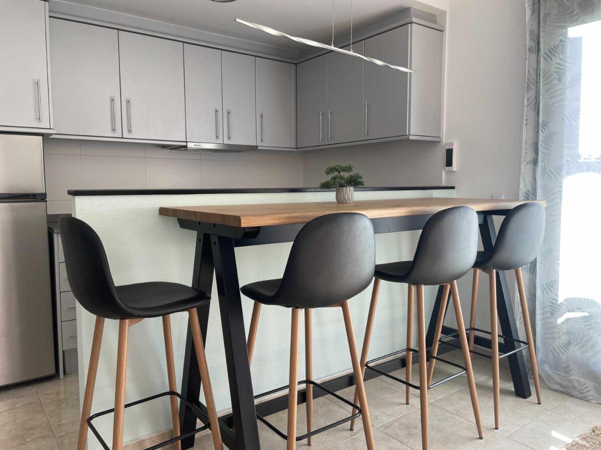 Solàrium con terraza a 5 minutos de la playa recientemente renovado Girona Exterior foto