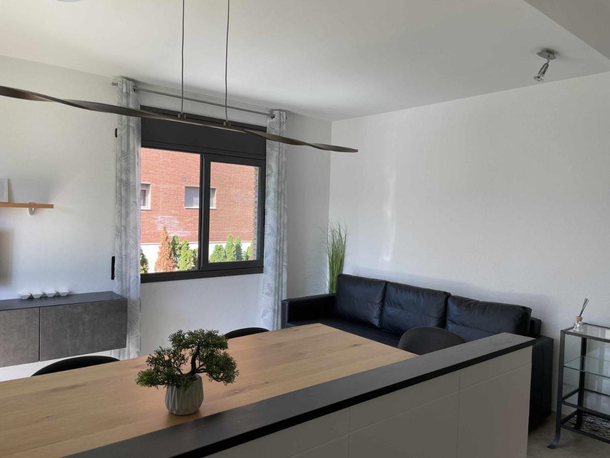 Solàrium con terraza a 5 minutos de la playa recientemente renovado Girona Exterior foto