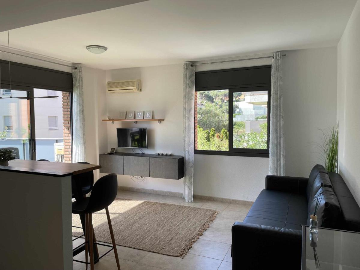 Solàrium con terraza a 5 minutos de la playa recientemente renovado Girona Exterior foto