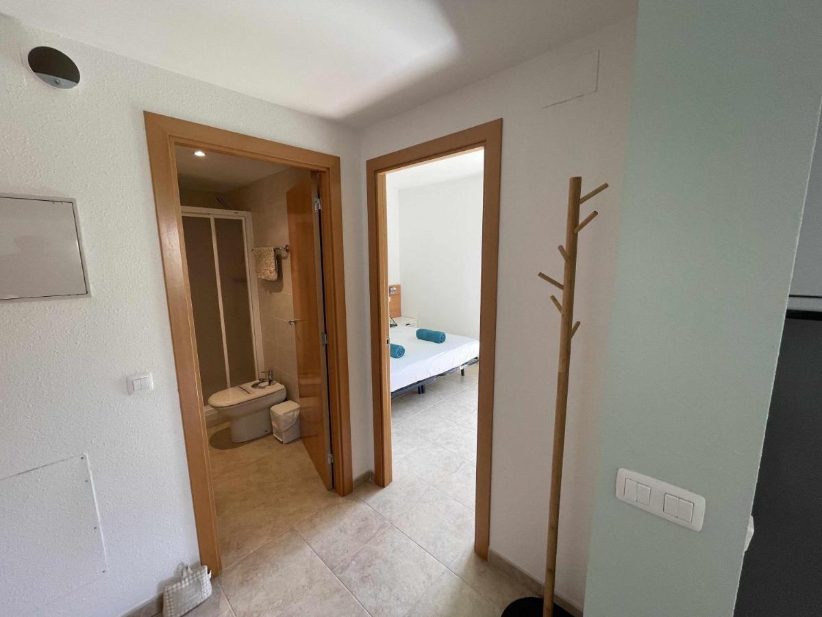 Solàrium con terraza a 5 minutos de la playa recientemente renovado Girona Exterior foto