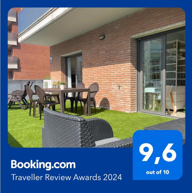 Solàrium con terraza a 5 minutos de la playa recientemente renovado Girona Exterior foto
